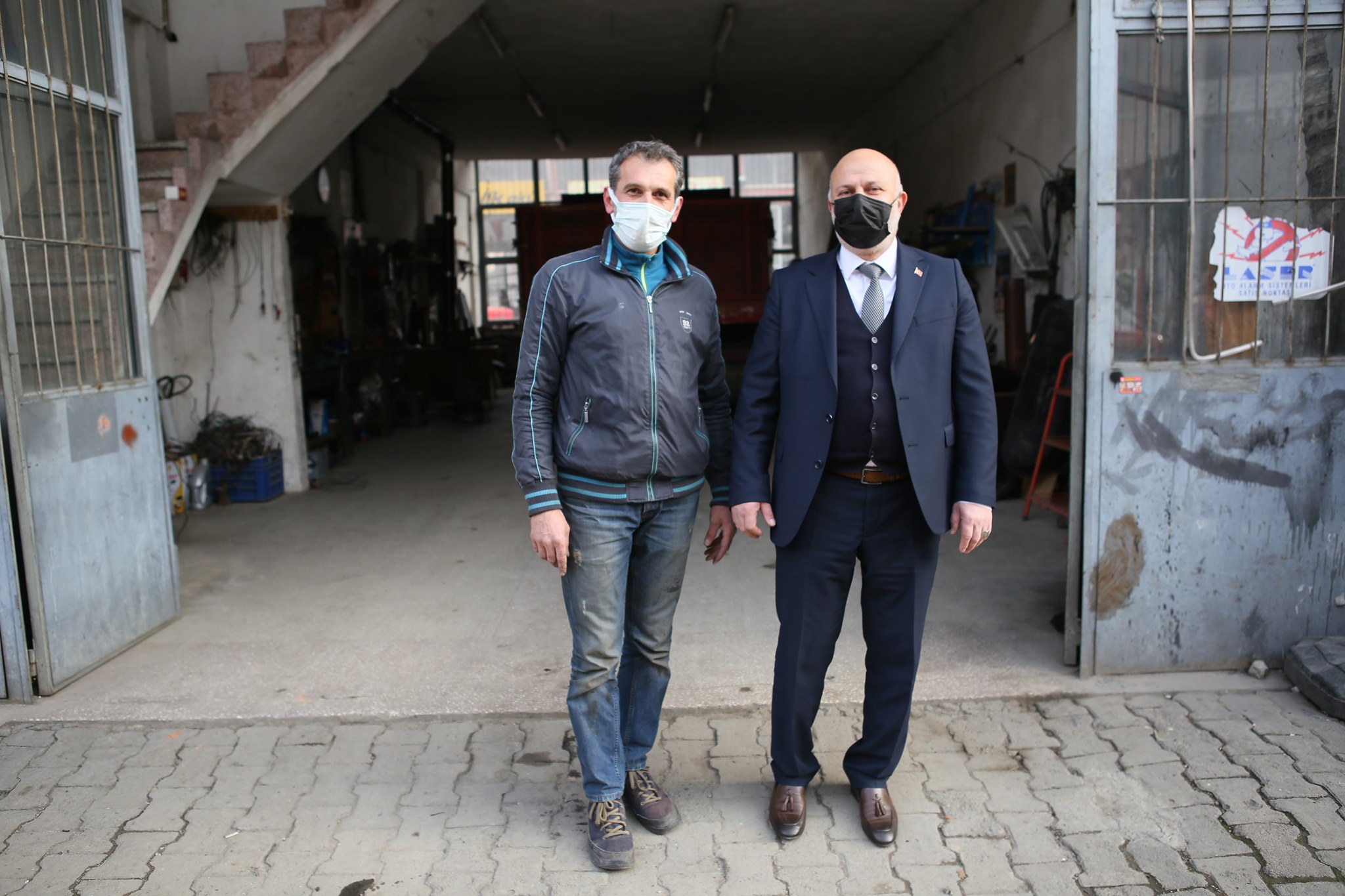 Ardeşen Sanayi Sitesine Maske Desteği