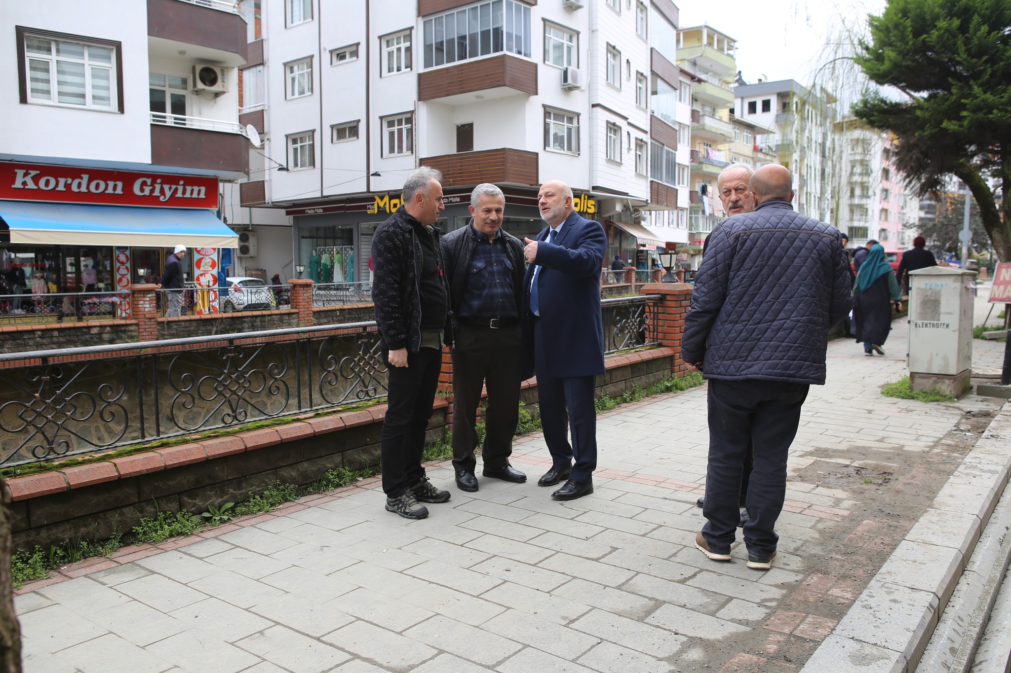 Esnaf ve Vatandaşlarımız ile Hasbihal ettik.