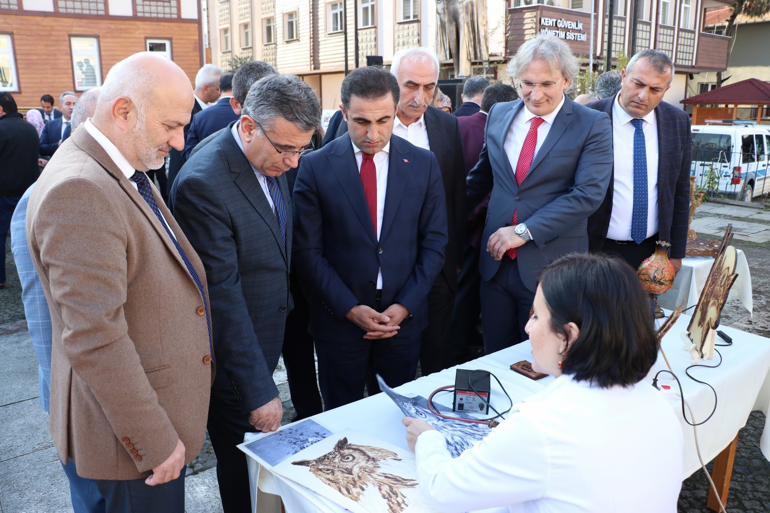 Ardeşen'de Çok Anlamlı Bir Sergi Hayat Buldu