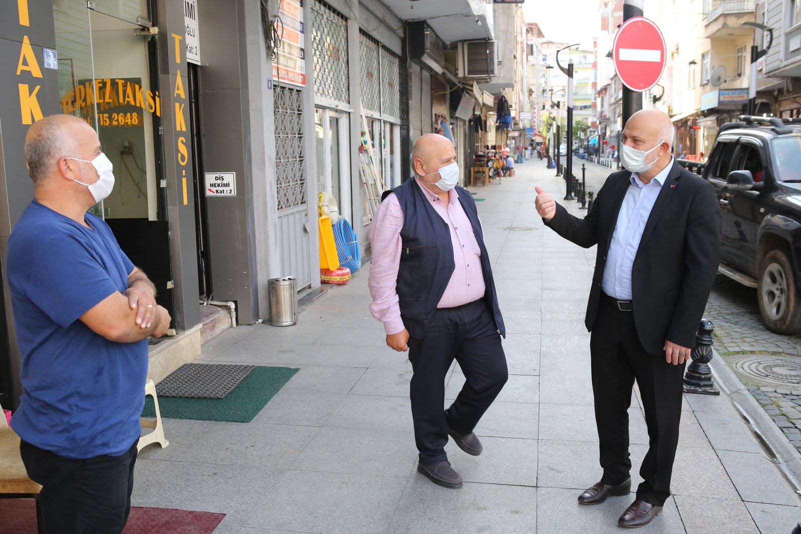 Sahada Esnaf ve Vatandaşımızla Bir Araya Geldik