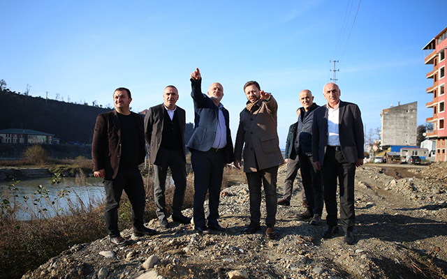 Vekil Muhammed Avcı Ardeşen'de Gezi ve İncelemelerde Bulundu