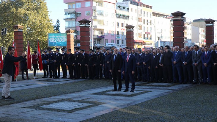 Ardeşen'de 10 Kasım Ata'yı  Anma Töreni Düzenlendi