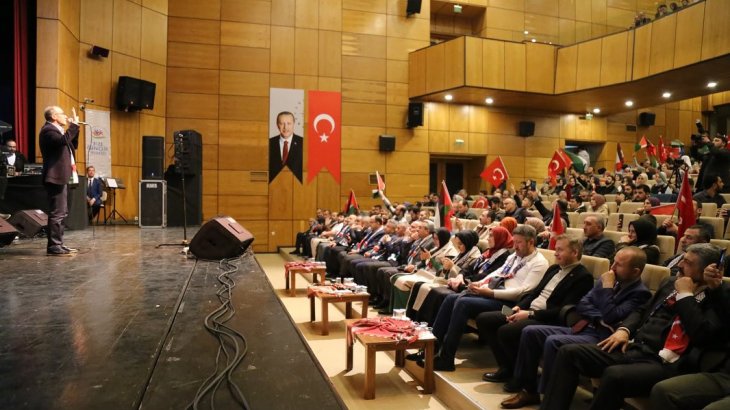 Rize’den Filistin’e adlı konferans