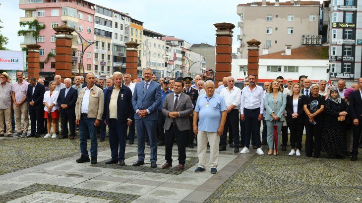 Belediye Başkanımız Enver Atagün, 30 Ağustos Zafer Bayramı Törenine Katıldı