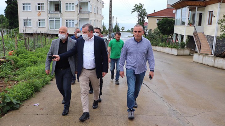 Vekil Bak Ardeşen’de Yapımı Düşünülen Gençlik Merkezi Arsasını İnceledi